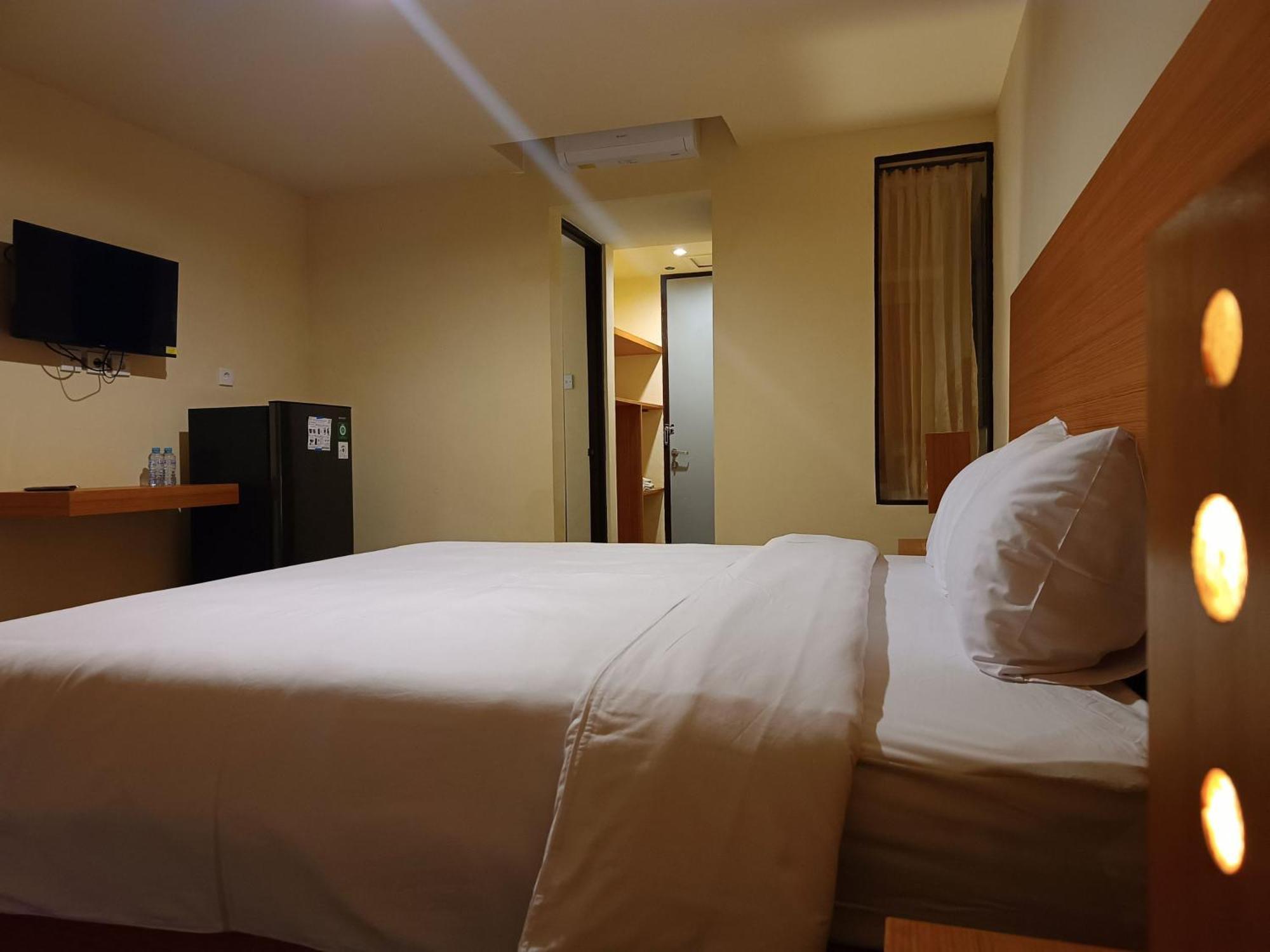 Kuta Living By Kamara Hotel Bagian luar foto