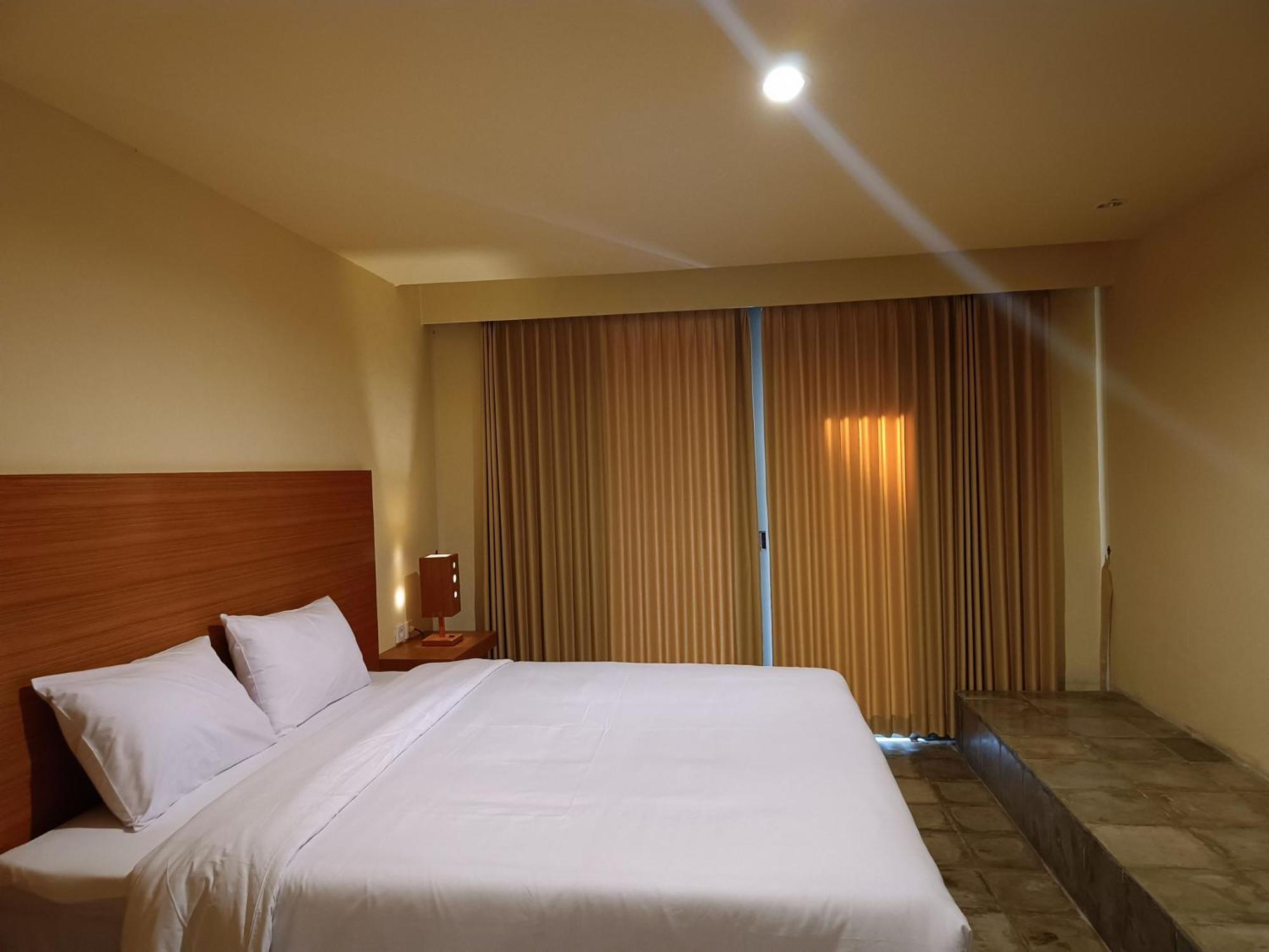 Kuta Living By Kamara Hotel Bagian luar foto